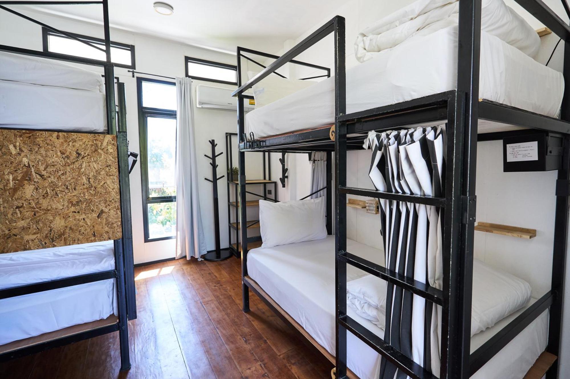 Sherloft Home & Hostel Chiang Mai Exterior photo