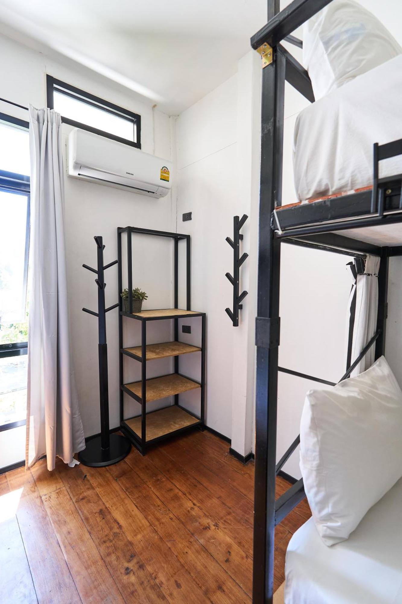 Sherloft Home & Hostel Chiang Mai Exterior photo